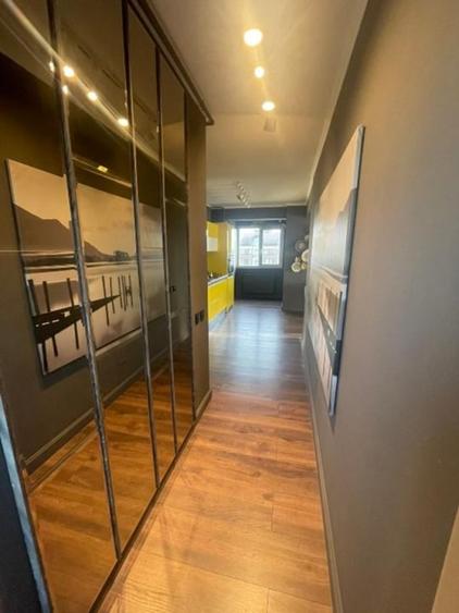 Apartament cu 2 camere semidecomandat, mobilat în Străulești