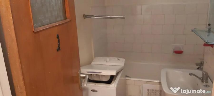 Apartament cu 2 camere semidecomandat în Bucureștii Noi