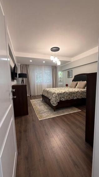 Apartament cu 3 camere decomandat, mobilat în Unirii