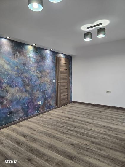 Apartament cu 3 camere decomandat în Sălăjan