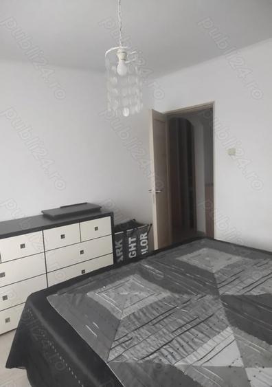Apartament cu 3 camere semidecomandat, mobilat în Titan
