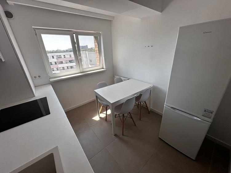 Apartament cu 2 camere semidecomandat, mobilat în Basarab