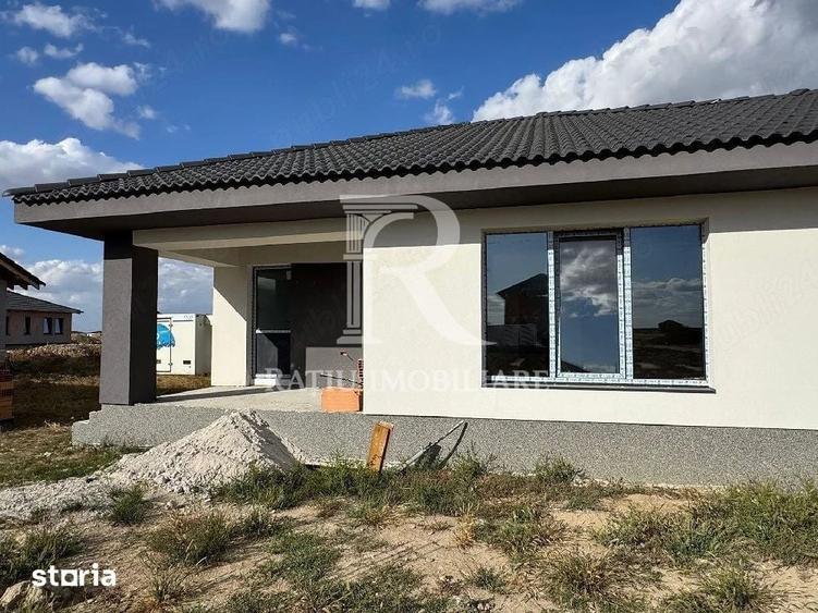 Casă cu 3 camere cu Teren 300 Mp în Sânmartin