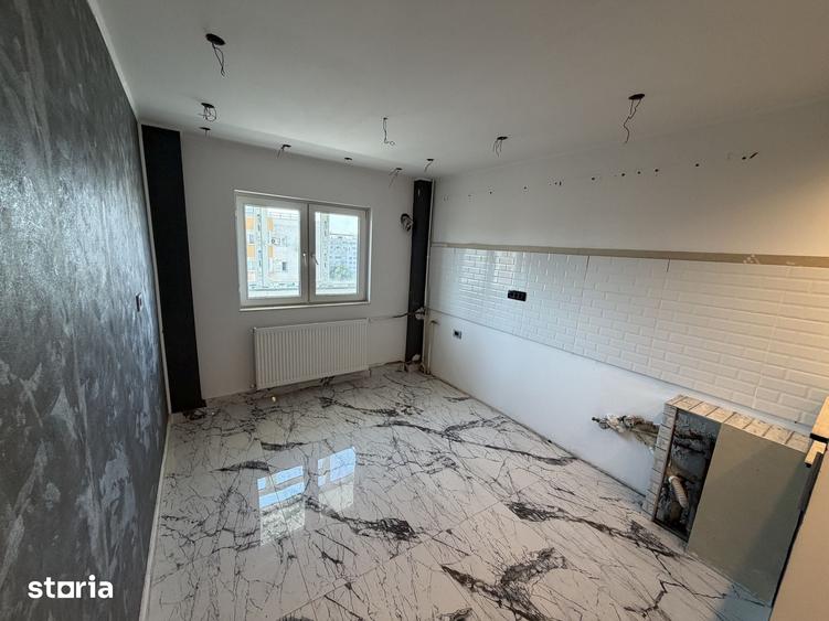 Apartament cu 2 camere semidecomandat în Rahova