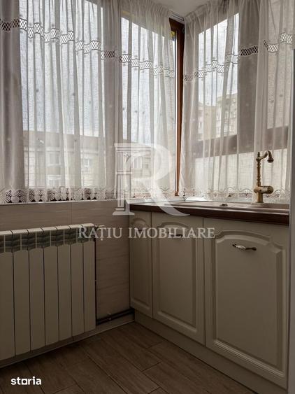 Apartament cu 3 camere decomandat în Decebal