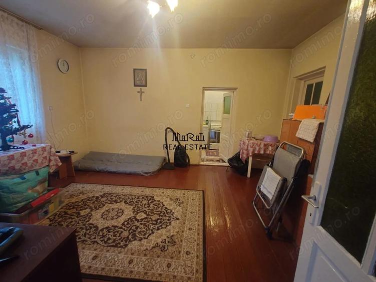 Casă cu 3 camere cu Teren 12861 Mp în Luncoiu de Jos