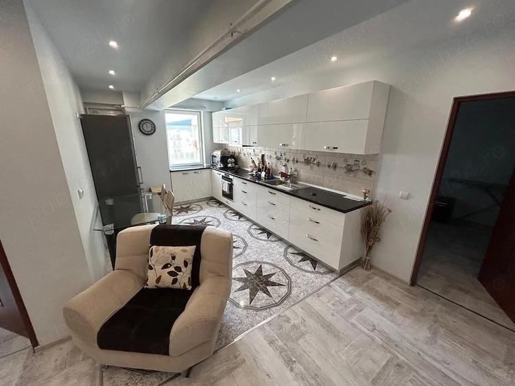 Apartament cu 2 camere decomandat în Calea Moldovei