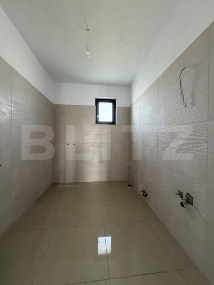 Casă individuală cu 5 camere cu Canalizare în Podari