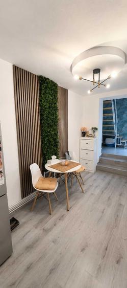Vand casa mobilata si renovata in Piata Cluj - 1