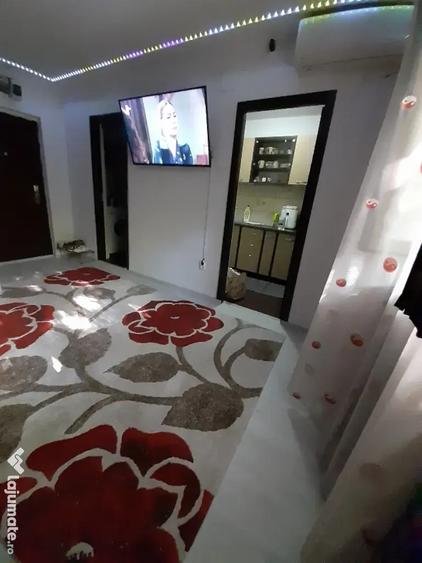 Garsonieră decomandată în Brâncoveanu
