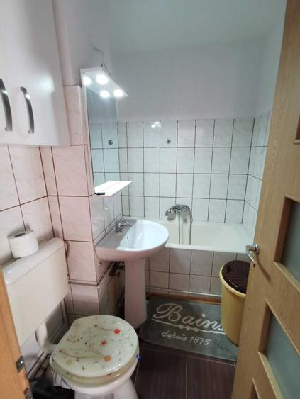Apartament cu 2 camere semidecomandat în Astra