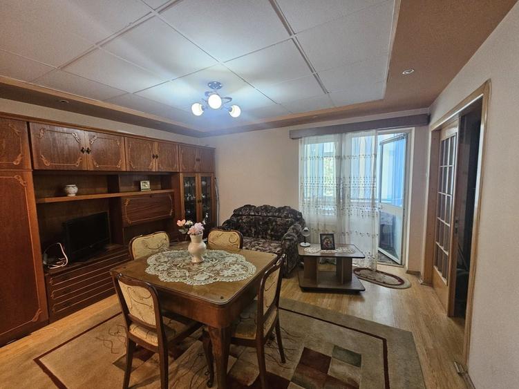 Apartament cu 2 camere semidecomandat în Ultracentral