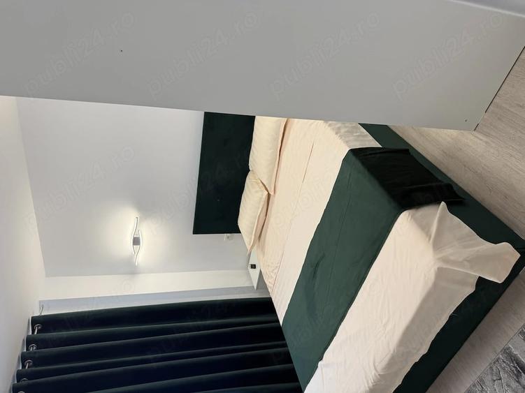 Apartament cu 4 camere decomandat în Central