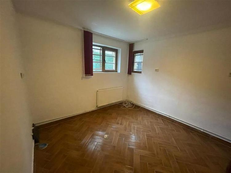 Apartament cu 3 camere circular în Tineretului