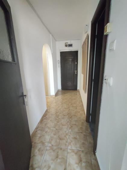 Apartament cu 2 camere decomandat în Militari