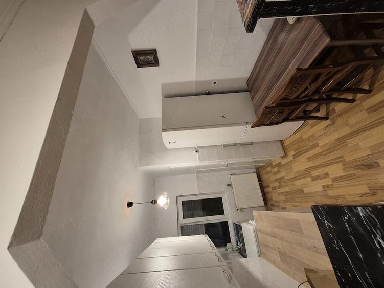 Apartament cu 2 camere nedecomandat în Central