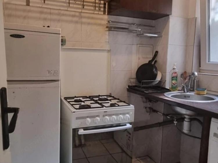 Garsonieră decomandată în Rosetti