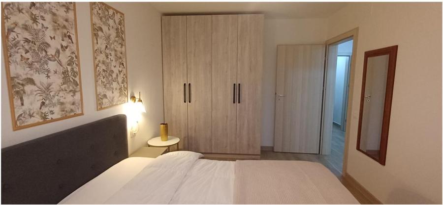 Apartament cu 2 camere decomandat, mobilat în Răcădău