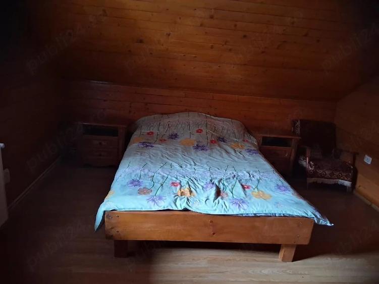 Casă cu 6 camere cu Teren 370 Mp în Florești