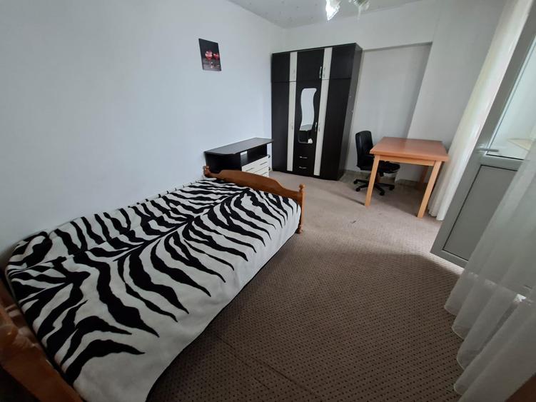 Apartament cu 2 camere decomandat în Bd. Independenței