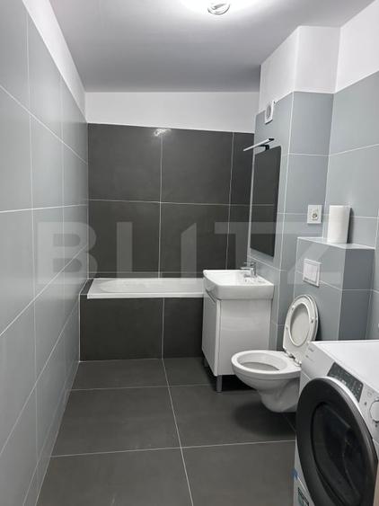 Apartament cu 2 camere semidecomandat, mobilat în Centura