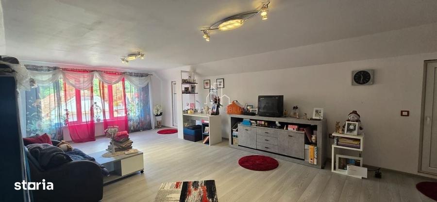 Casă cu 4 camere cu Teren 800 Mp în Saschiz