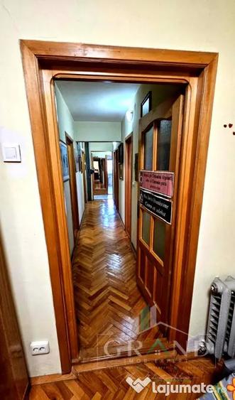 Apartament cu 4 camere decomandat în Mănăștur