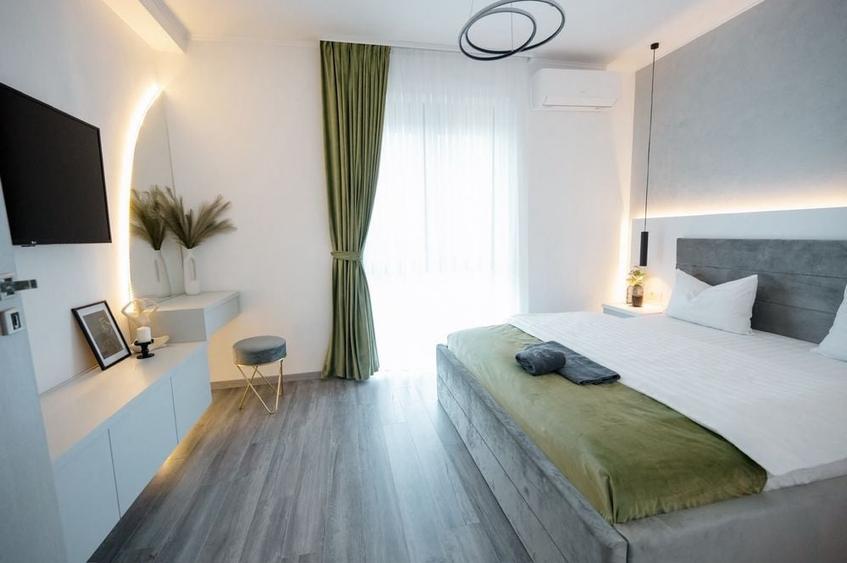 Apartament cu 2 camere decomandat în Sânmartin