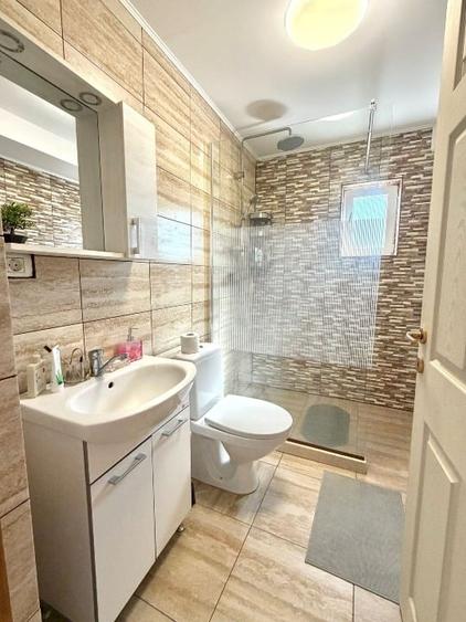 Casă individuală cu 2 camere cu Teren 300 Mp în Ghioroc