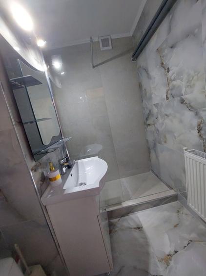 Garsonieră decomandată în Barieră