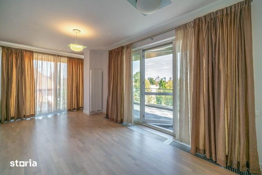 Apartament cu 4 camere în Dorobanți