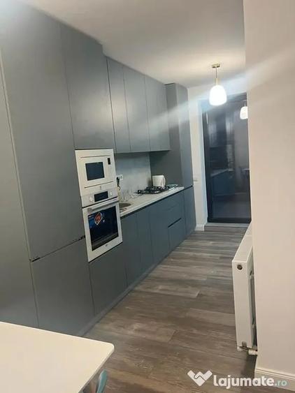 Apartament cu 2 camere decomandat în Tomis Nord
