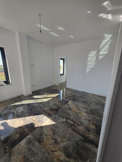 Casă cu 3 camere în Holboca