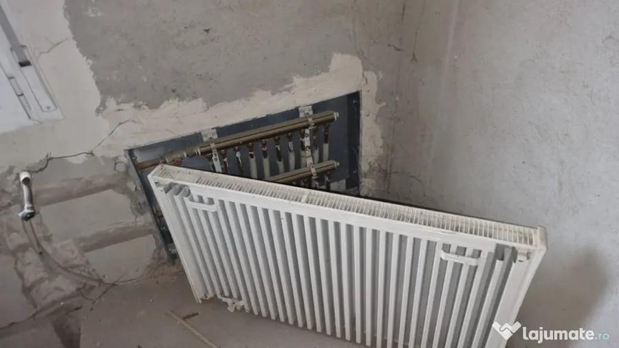 Casă cu 12 camere cu Teren 1300 Mp în Brestei