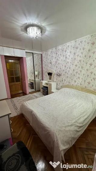 Apartament cu 2 camere decomandat în Sălăjan