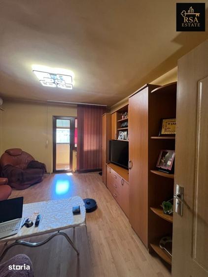 Apartament cu 3 camere în Traian