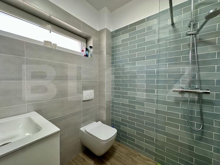 Duplex cu 5 camere cu Canalizare în Florești