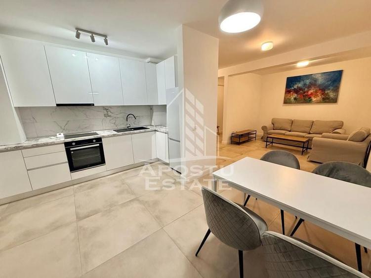 Apartament cu 2 camere decomandat, mobilat în Soarelui