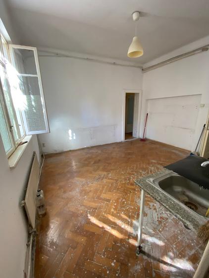 Apartament cu 3 camere circular în Dorobanți