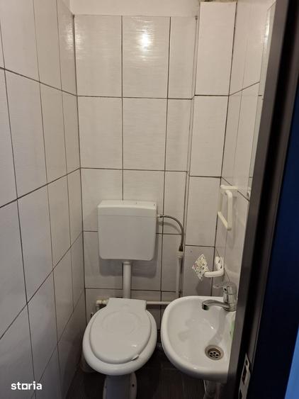 Apartament cu 4 camere în Rahova