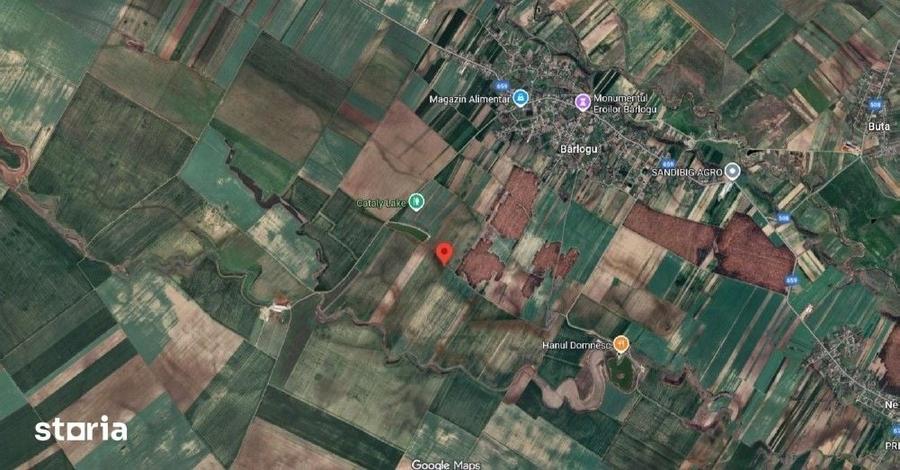 Teren de 6700 mp, în Negrași