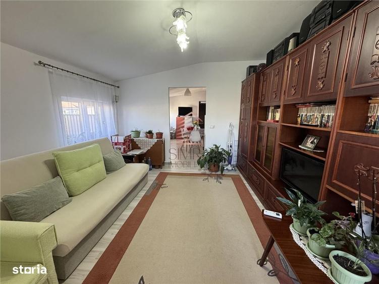 Apartament cu 2 camere si terasa, zona Decebal - 3