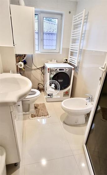 Apartament cu 3 camere circular, mobilat în Copou