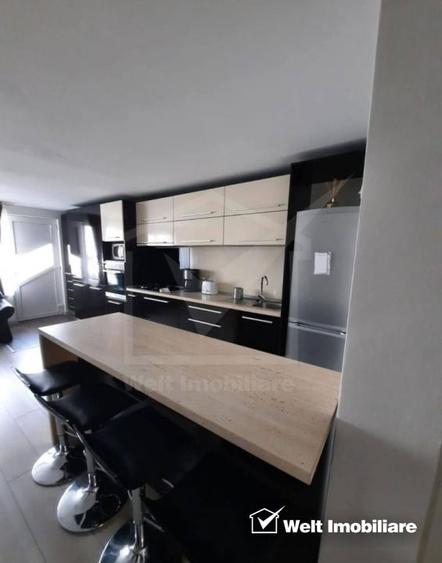 Apartament cu 3 camere semidecomandat, mobilat în Zorilor