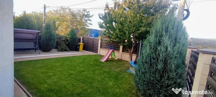 Casă cu 4 camere cu Teren 345 Mp în Malu Mare