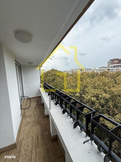 Apartament cu 4 camere semidecomandat în Unirii