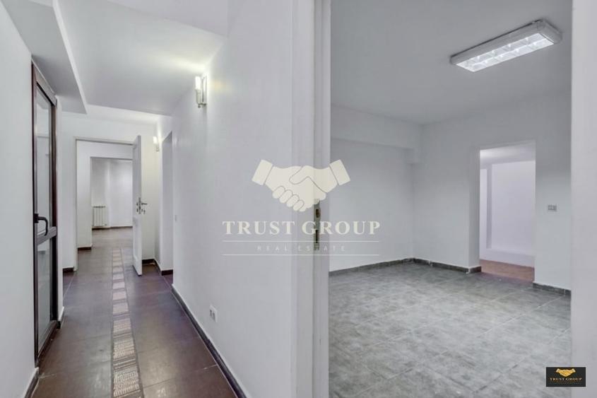 Apartament cu 8 camere decomandat, mobilat în Cotroceni