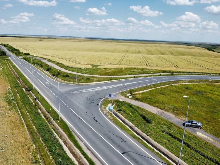 Teren de 30588 mp, în Orțișoara