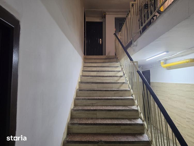 Apartament cu 2 camere decomandat în Colentina