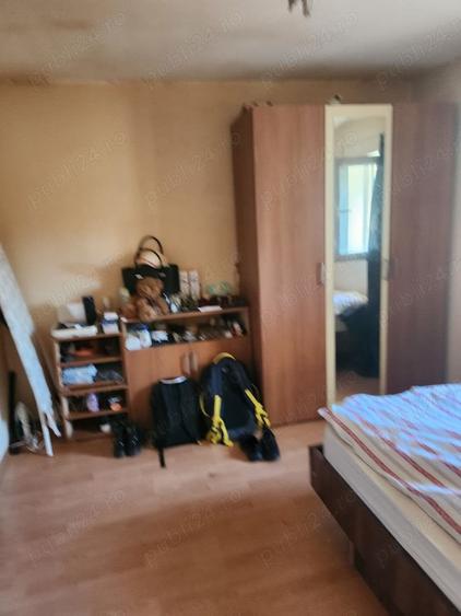 Casă cu 4 camere cu Teren 2000 Mp în Săhăteni